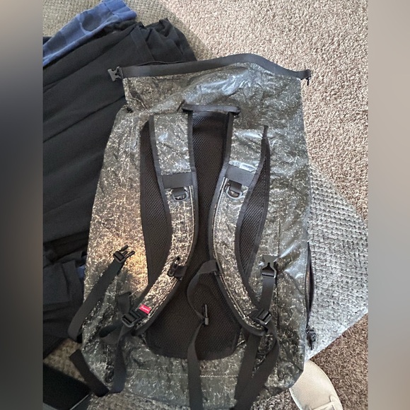 Supreme Back Pack - Picture 2 of 2